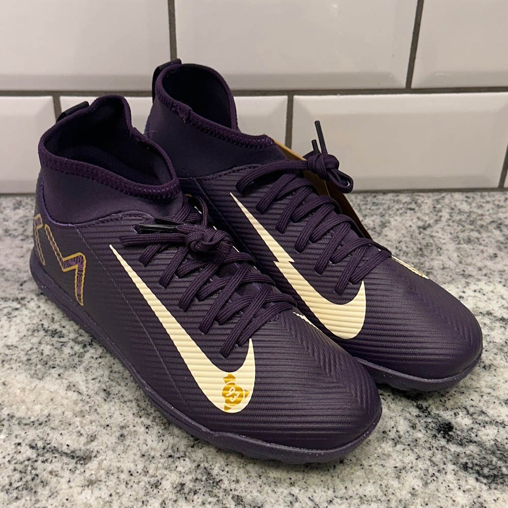 Nike Kids 4.5Y Superfly 10 Club KM TF Soccer Cleats Purple Mbappe HJ6933-500